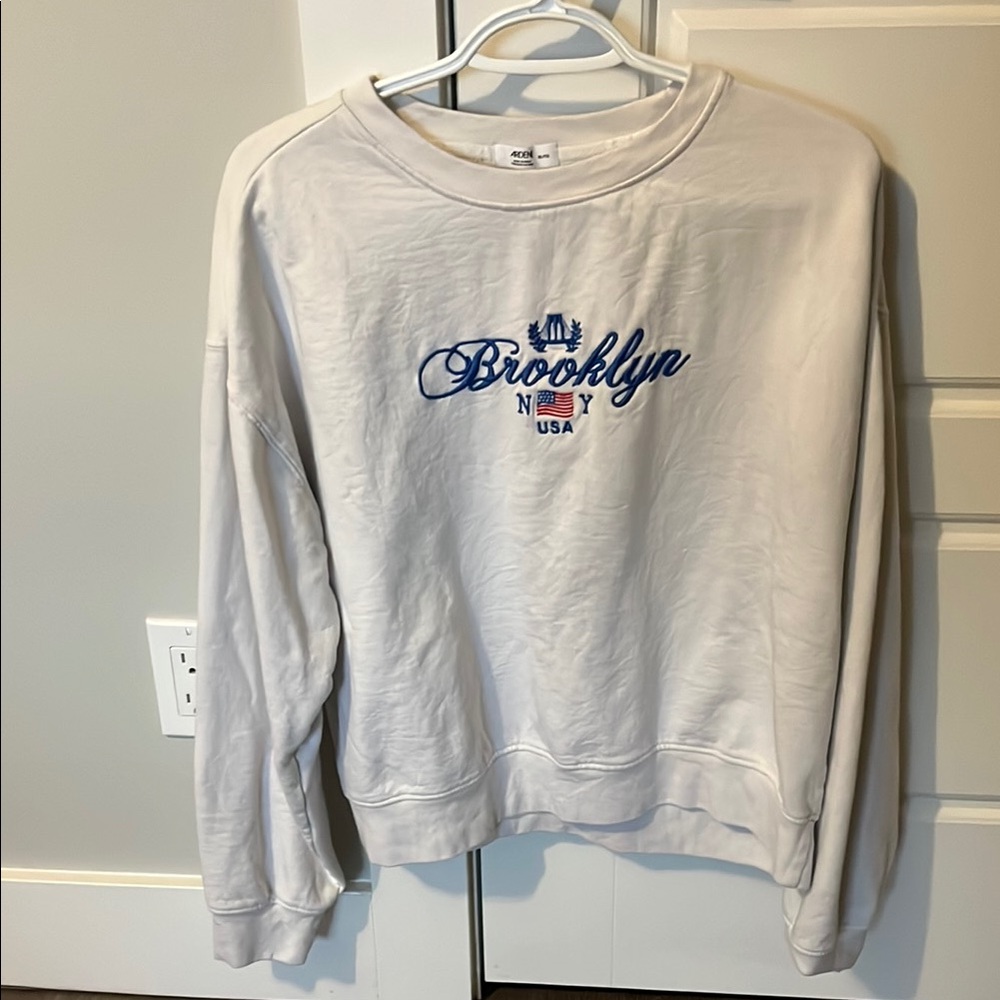 Ardene White Crew Neck Sweater with Relaxed Fit